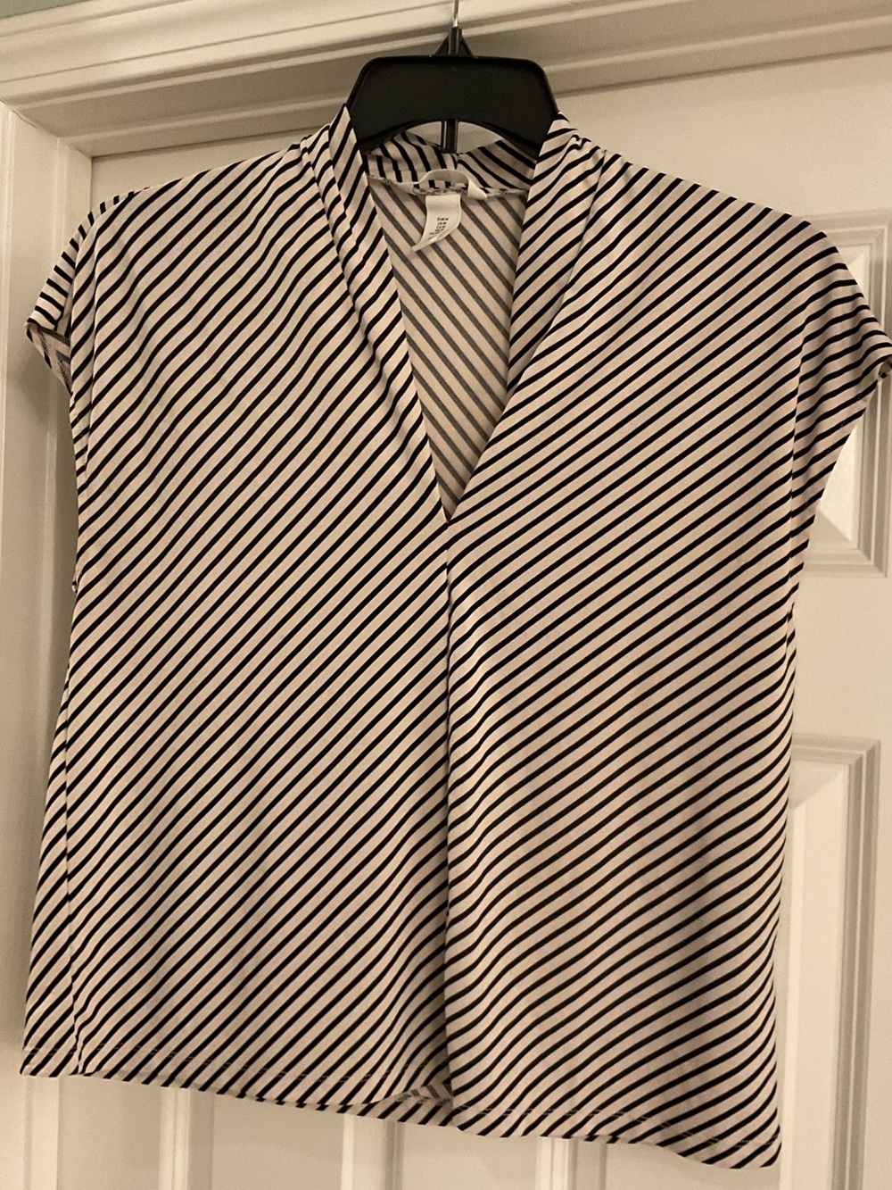 H&M Striped V-Neck Cap Sleeve Top in Black and White